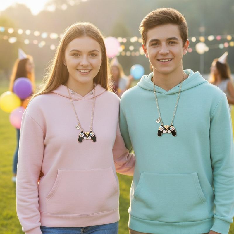 2 stuks magnetische gamecontro - Magnetic Couple Matching Necklaces recensie en prijs