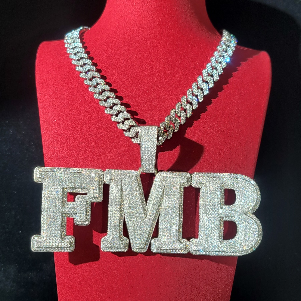 Op maat gemaakte pave kubieke  - Cuban Link Chain 12Mm recensie en prijs